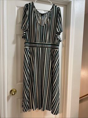 torrid Black, White & Green Striped V-Neck Midi Dress